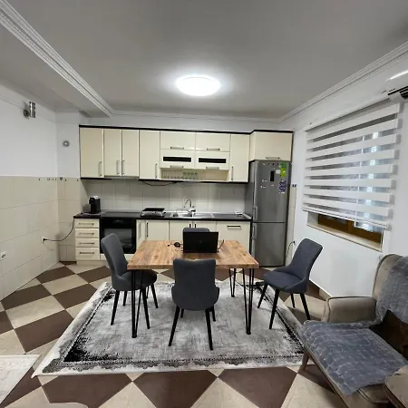 別荘 Sara's House スコピエ